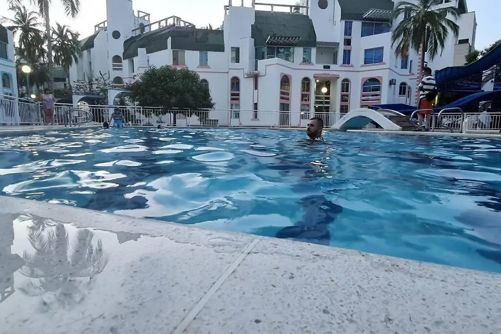 404. Hermoso Apartamento Duplex En Rodadero Gaira Colombia